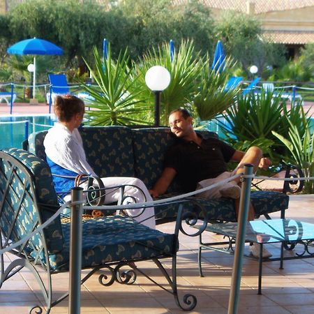 Dolcestate Hotel -Club Кампофеличе ди Рокела Екстериор снимка