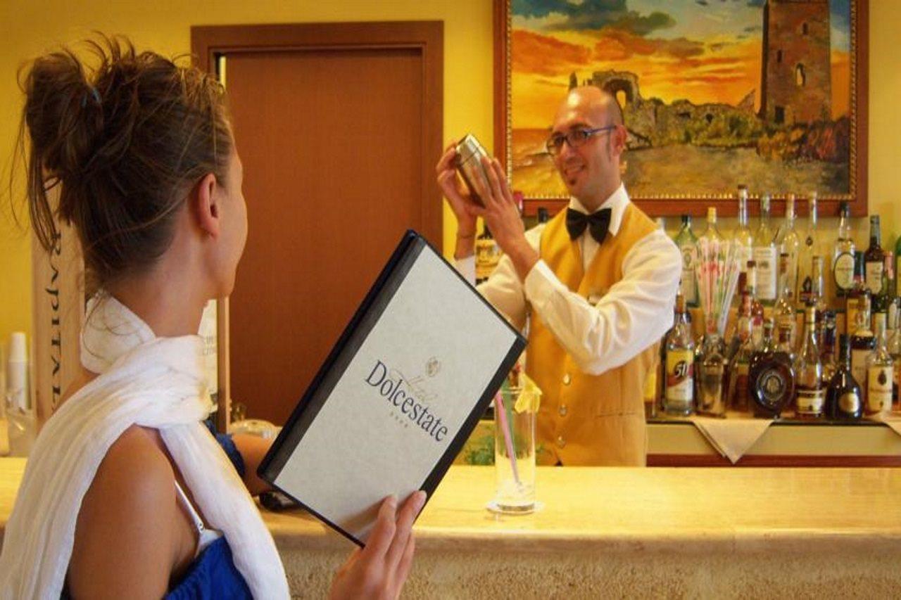 Dolcestate Hotel -Club Кампофеличе ди Рокела Екстериор снимка